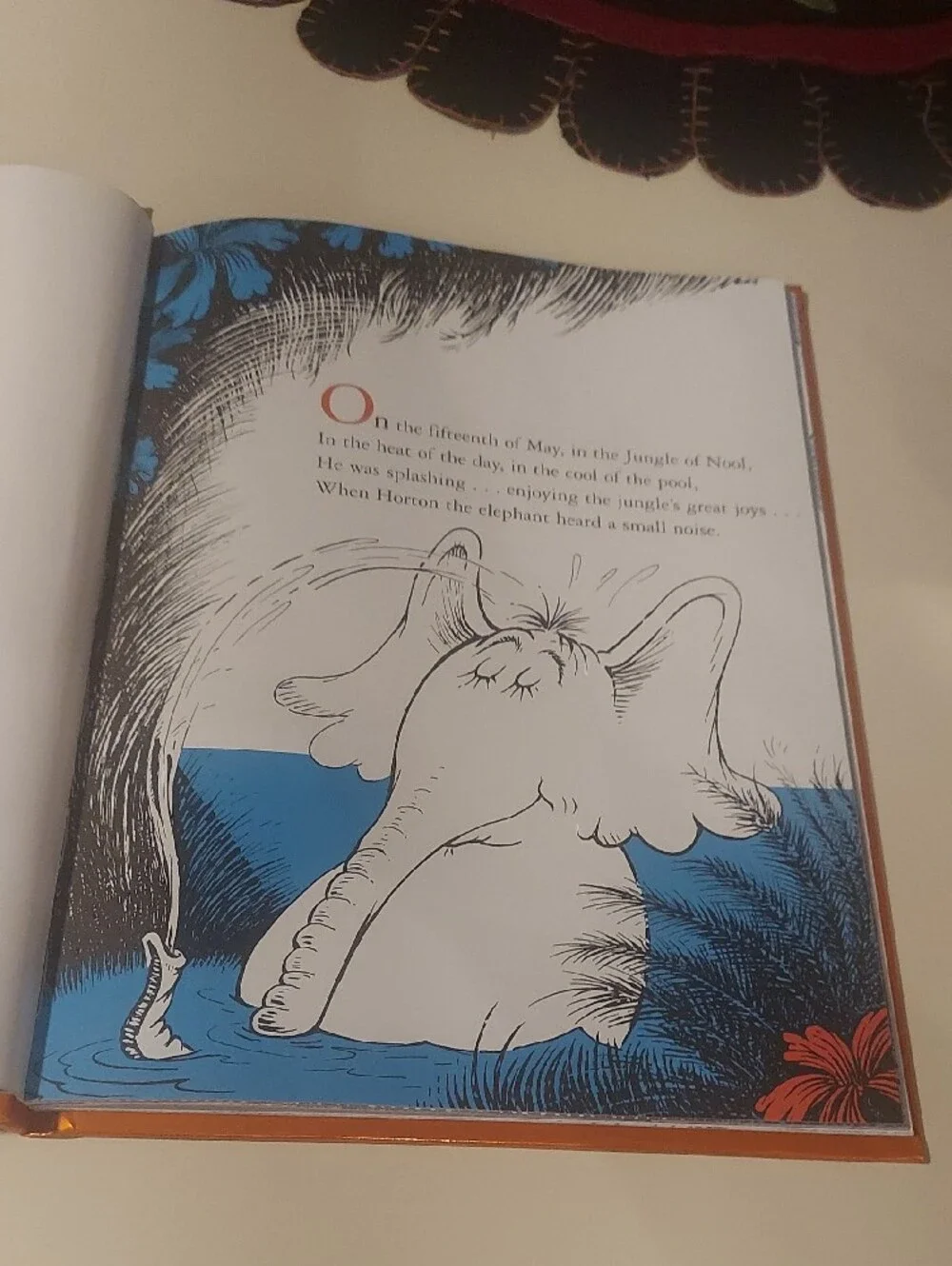 Dr. Seuss - Horton Hears a Who! Party Edition - Hardcover